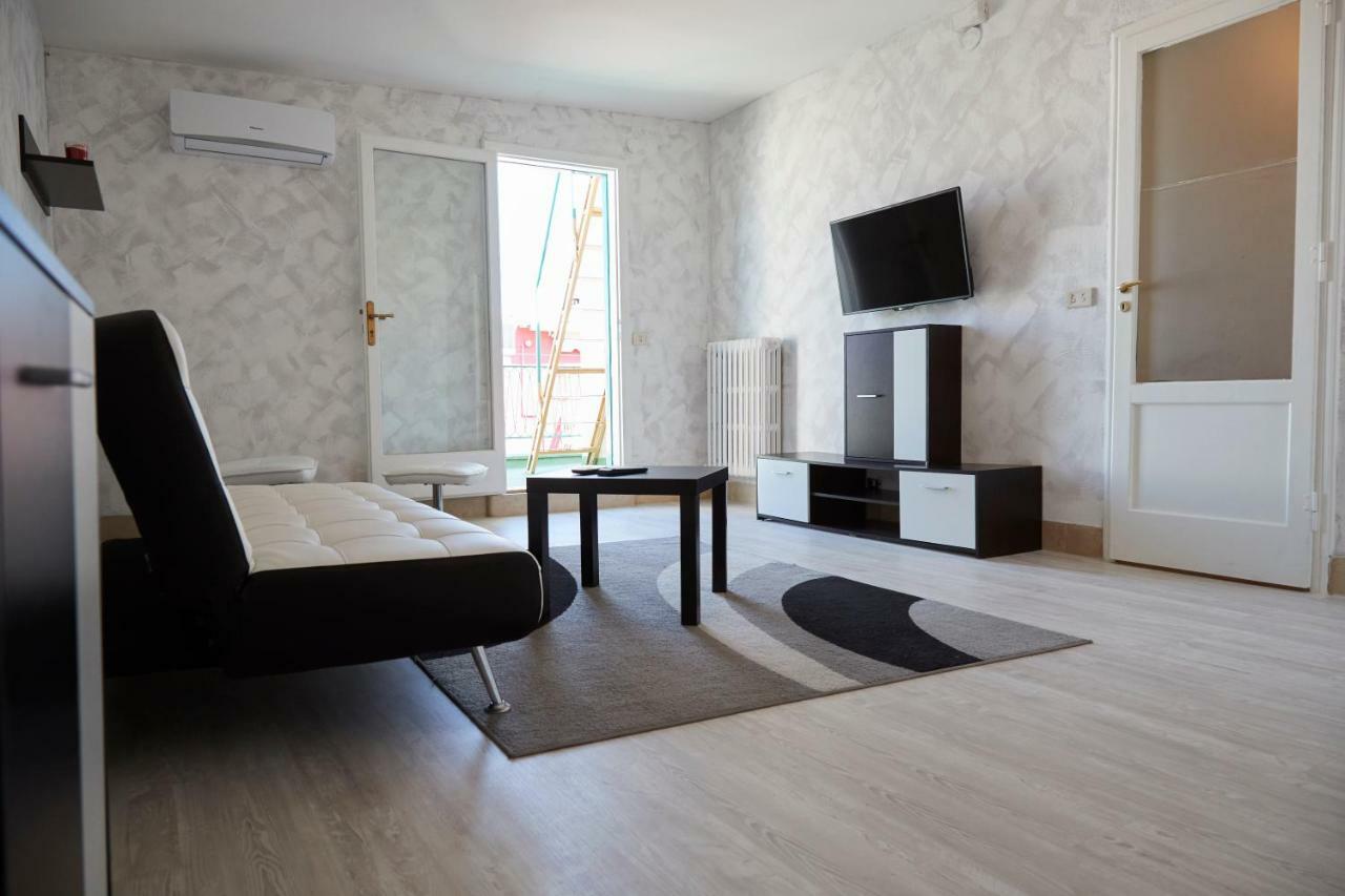 Apulia Apartments 콘베르사노 외부 사진